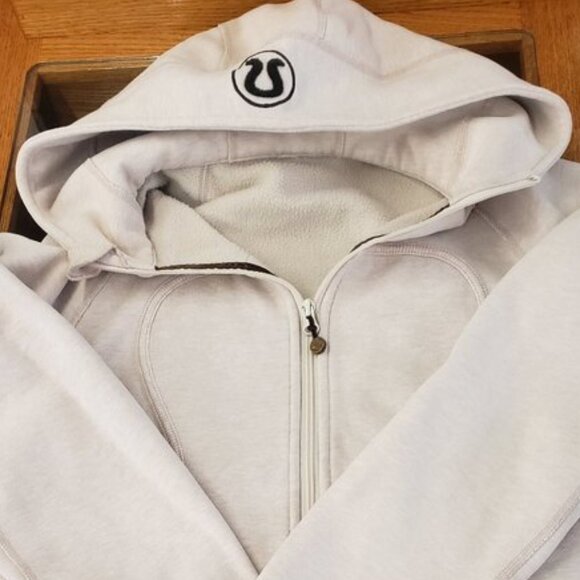 lululemon athletica Jackets & Blazers - Lululemon scooba Hoody Jacket size 8 beige oatmeal color